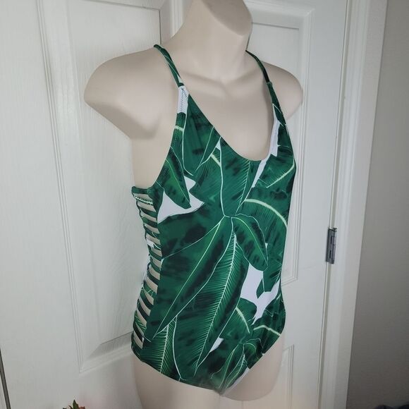 Palm leaf ladder cutout side swimsuit large - Picture 2 of 10
